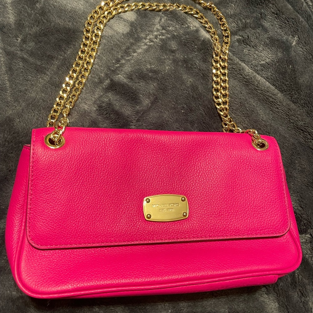 Michael Kors leather purse with gold hardware, mint condition